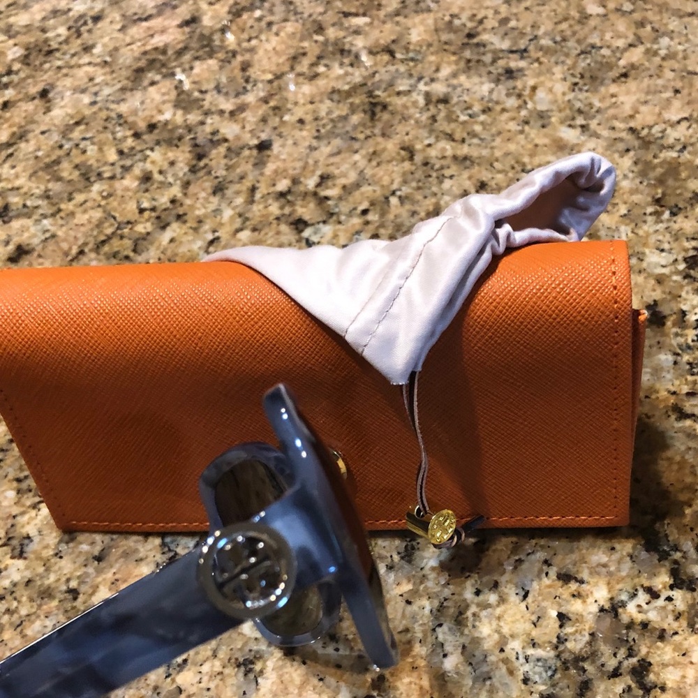 Tory Burch sunglasses with pouch and case